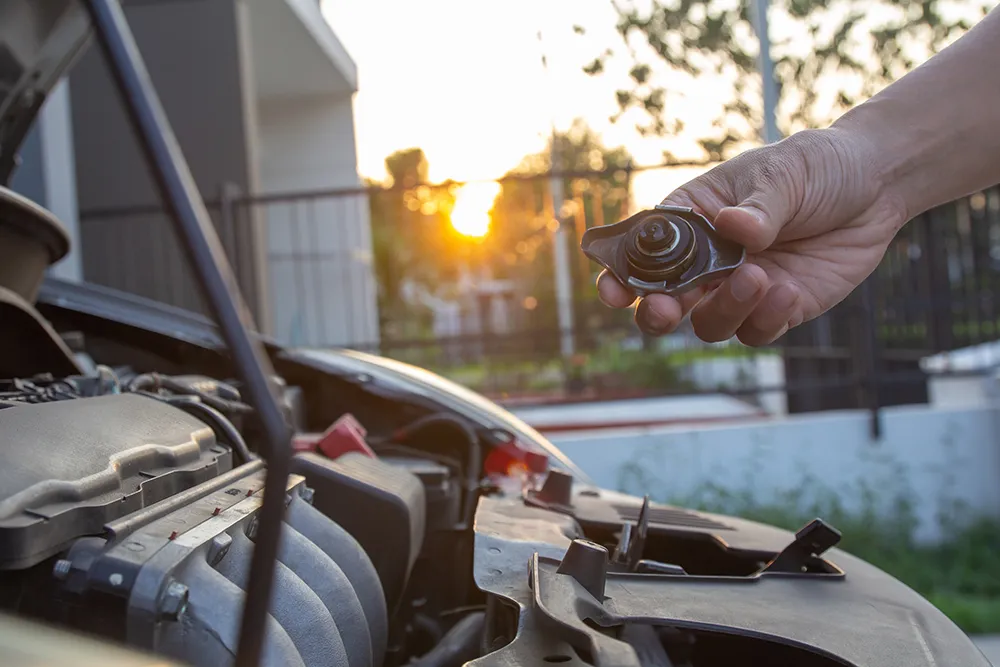 What to Do When Your MINI’s Radiator Expansion Tank Fails: A Guide by Rob’s Import Repair